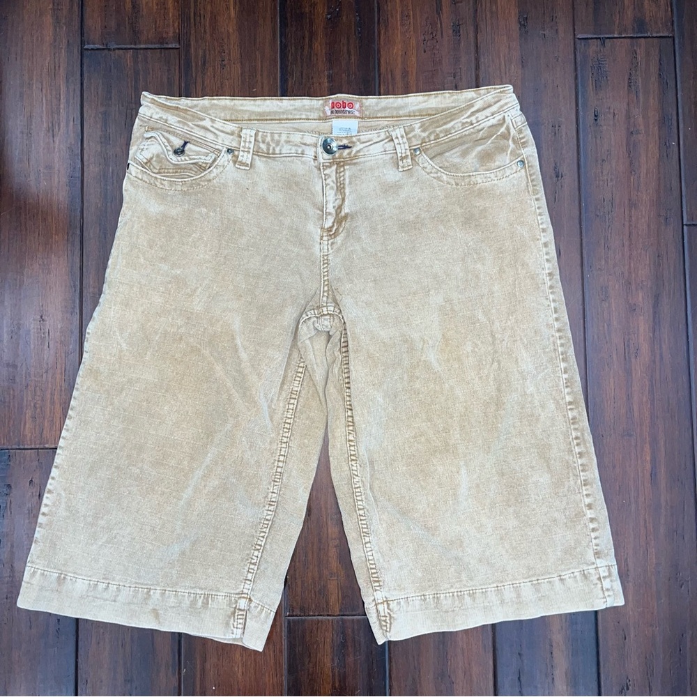 Women Nobo gaucho wide leg bermuda corduroy shorts Capri Sz 9